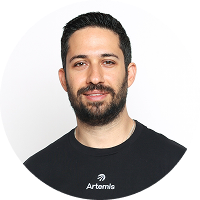 case-studies/artemis/headshot-moshe-saada
