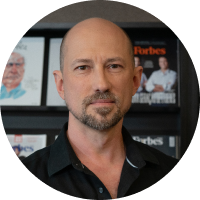 case-studies/jd-weiner